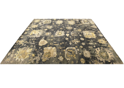 Transverse black and yellow rug side
