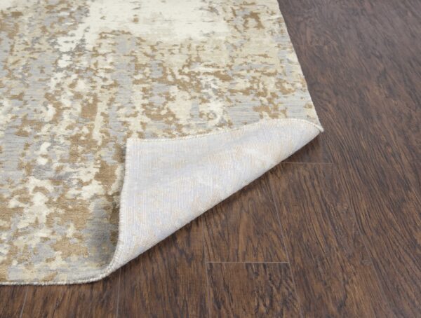Wool Rug Artistry - Image 3
