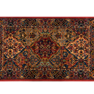 Traditional styled 3 x 5 entry way rug. This rug is crafted with wool and has a short fringe.
