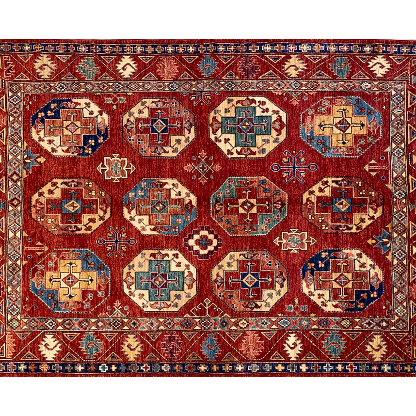 Aryana geometric pattern red base rug full detail